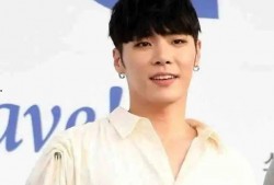 吃瓜韩国娱乐圈,瓜田李下，揭秘明星幕后故事